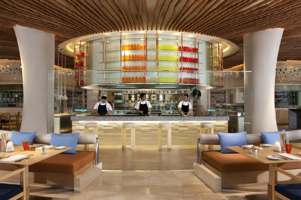 Renaissance Phuket Resort & Spa