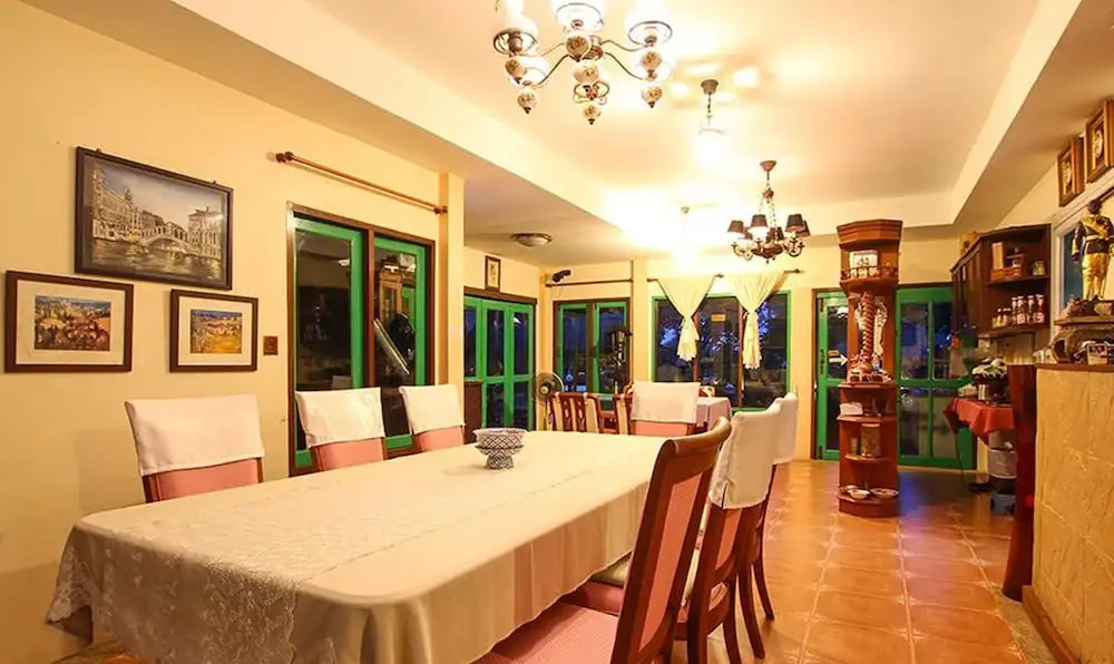 Hotel photo 11