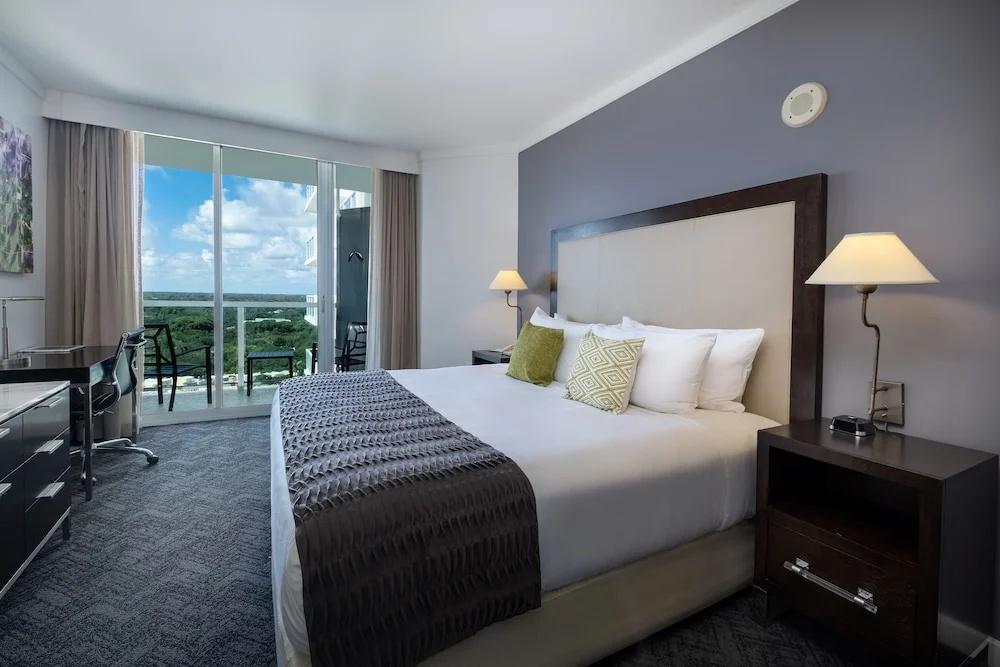 Standard room with bay view