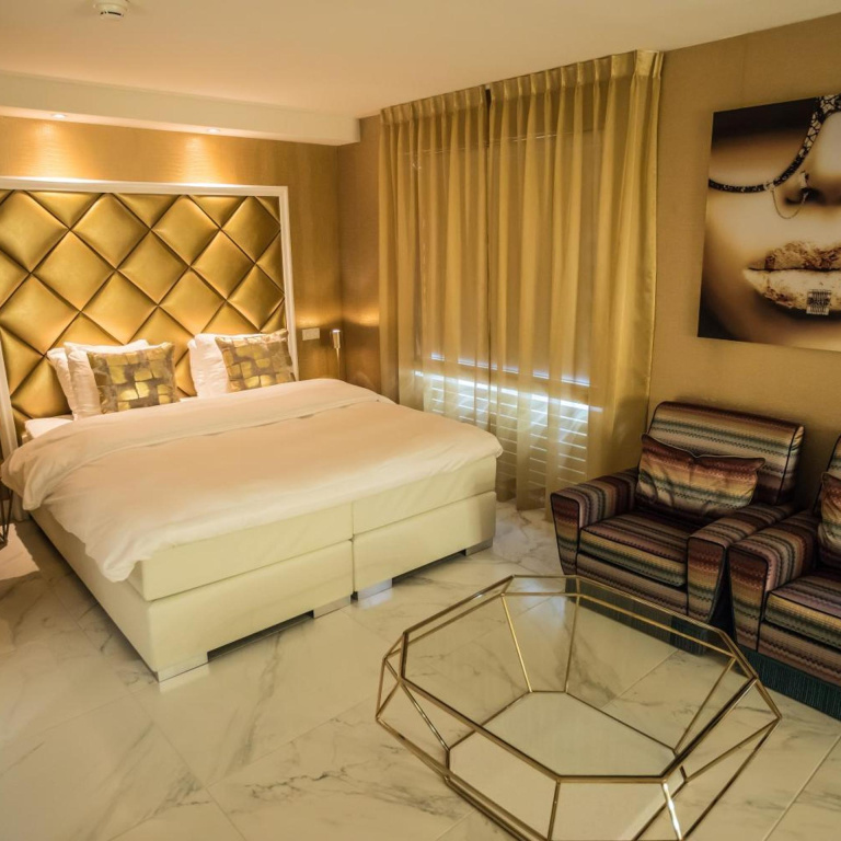 Hotel photo 25
