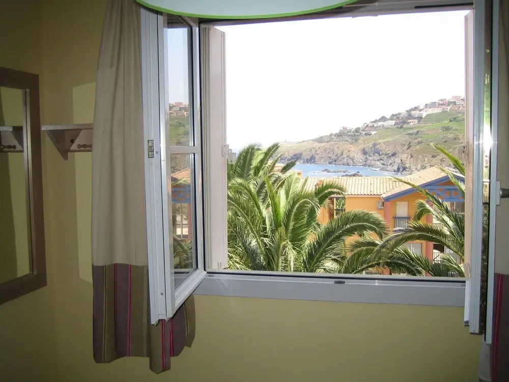 Afficher la photo 7 — Colorful Apartment With Balcony or Terrace 500m From the sea