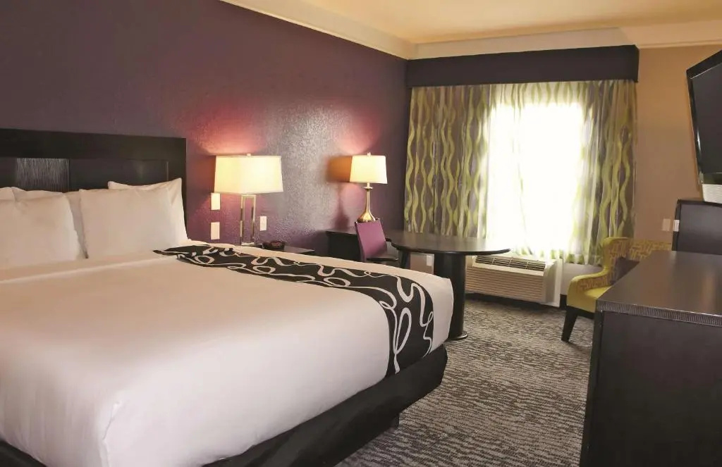 La Quinta Inn & Suites by Wyndham Pearland - Houston South - Chambres