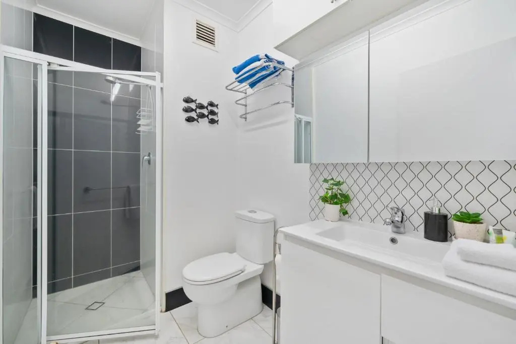 Standard Double room with pool view (full double bed)