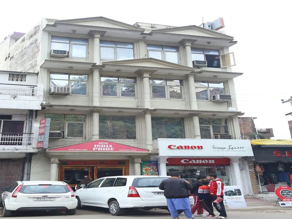 OYO 28447 Hotel India Pride