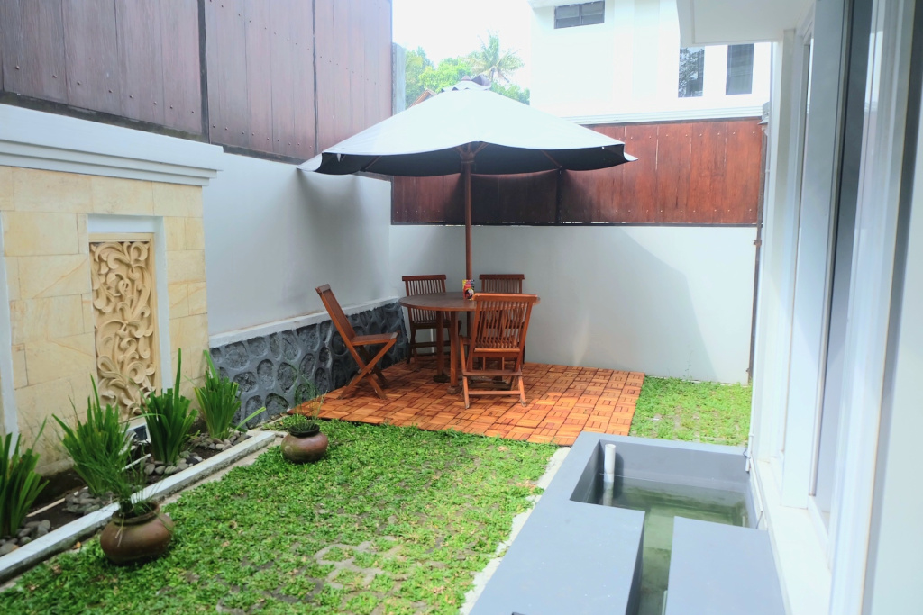 Villa Syariah Grand Bale with Private Pool by Simply Homy