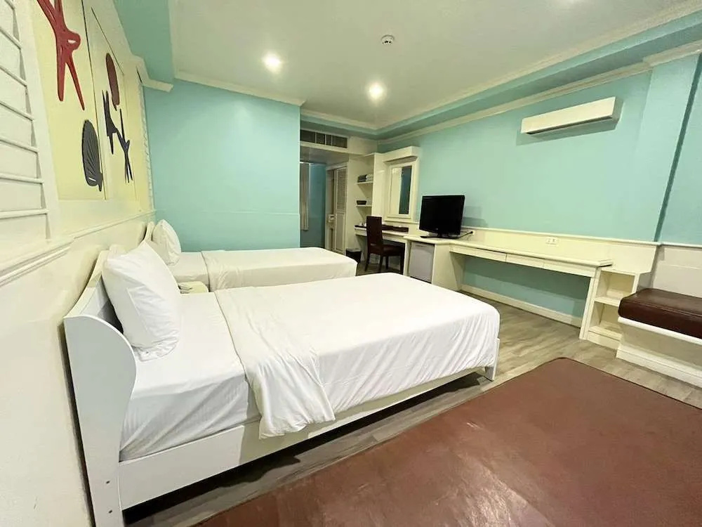 Hotel photo 2