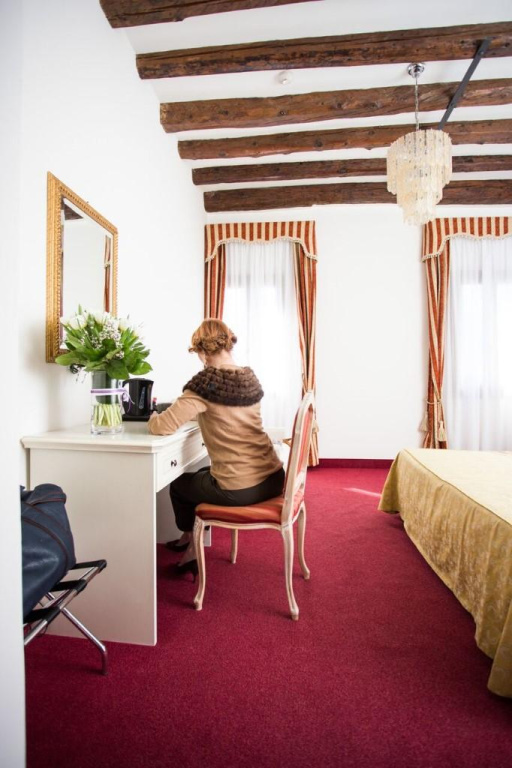 Hotel photo 40