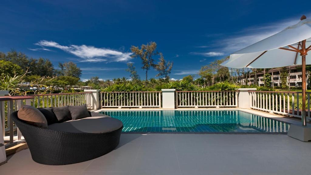 Клубный люкс в Отель Dusit Thani Krabi Beach Resort