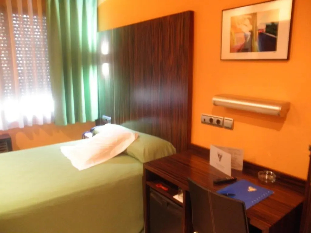Hotel Gran Via - Chambres