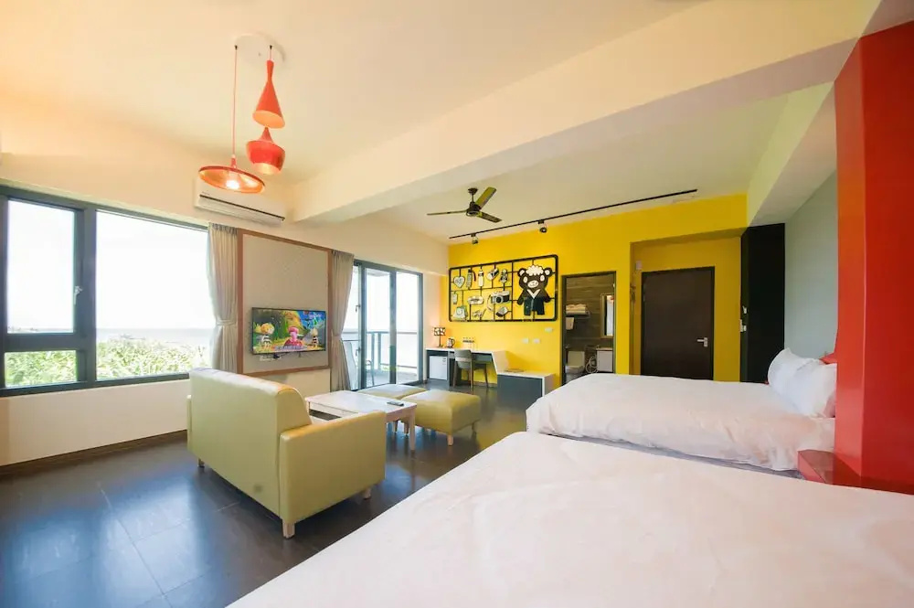 Standard Quadruple Family room with balcony