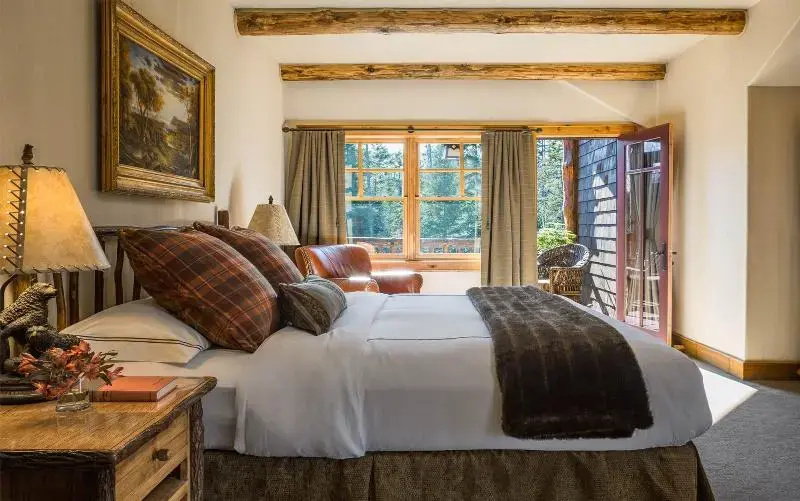 3 Bedrooms Suite with balcony