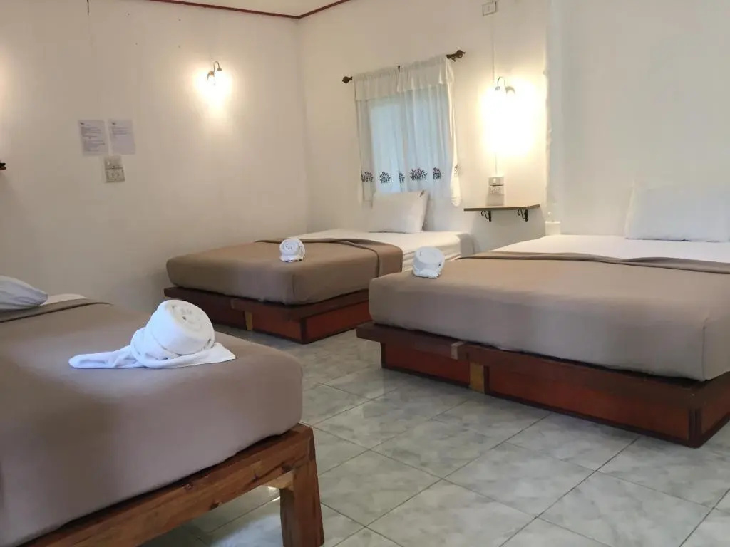 Khao Sok Jungle Huts Resort - Chambres