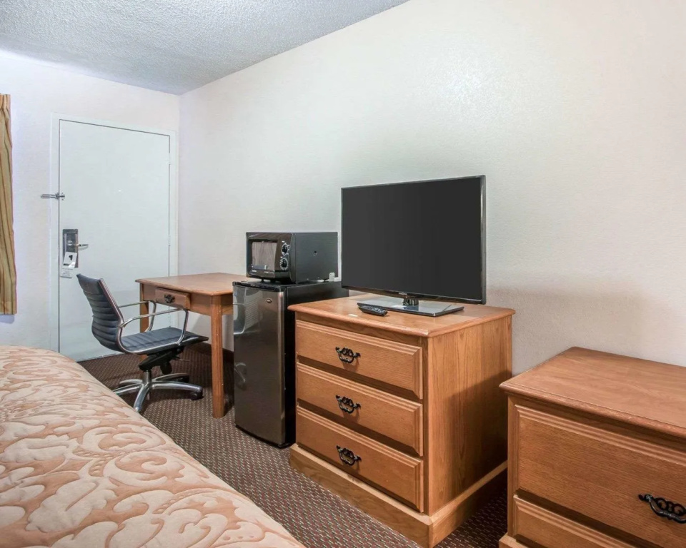 OYO Hotel Brookhaven MS   I 55