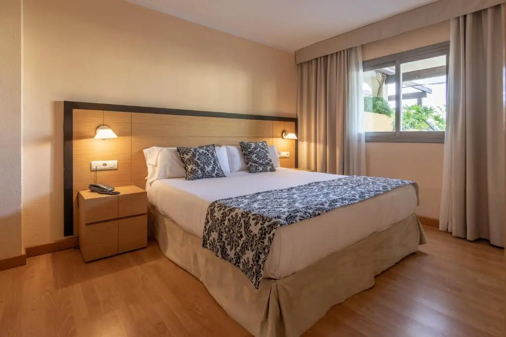 Zafiro Tropic - Chambres