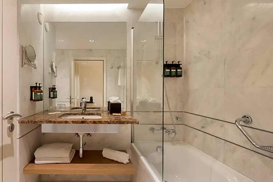 Crowne Plaza Caparica Lisbon by IHG - Chambres