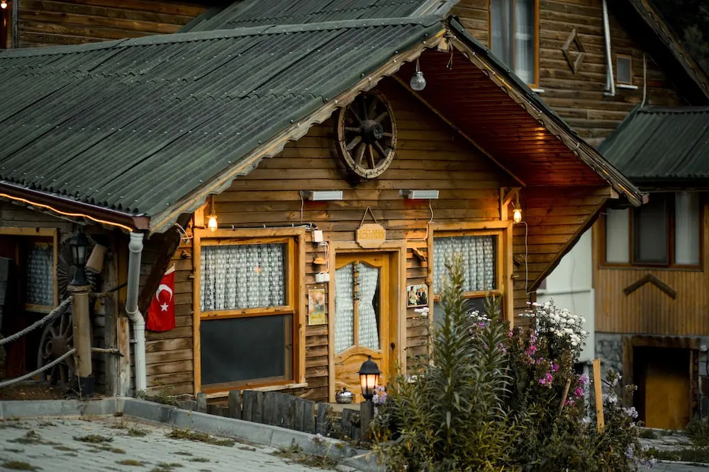 Abant Zumrut Dag Evi