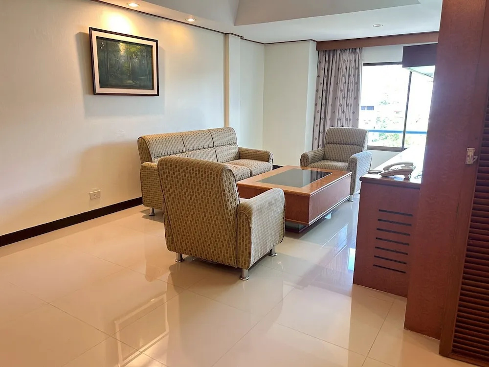 Camelot Hotel Pattaya - Chambres