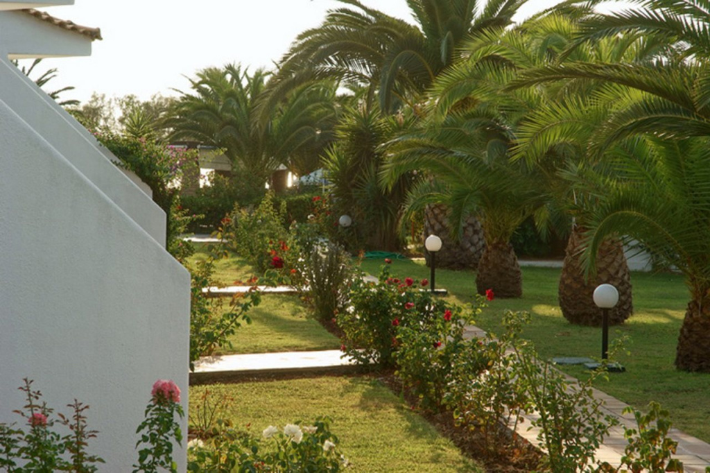 Oasis Hotel 3 * Oasis Hotel 3 *