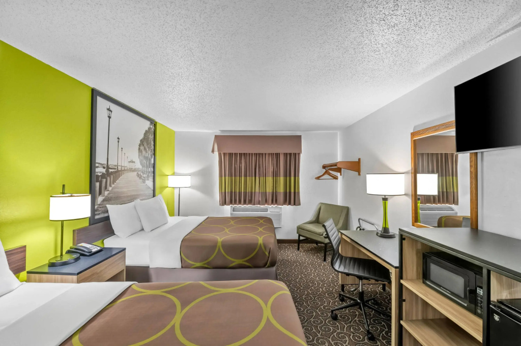 Hotel photo 12