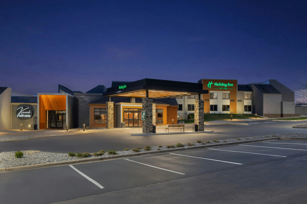 Holiday Inn Coralville Iowa City by IHG
