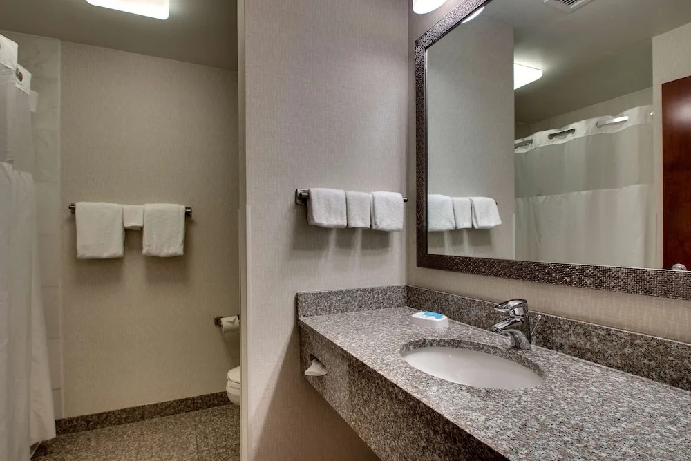 Drury Inn & Suites Findlay - Chambres