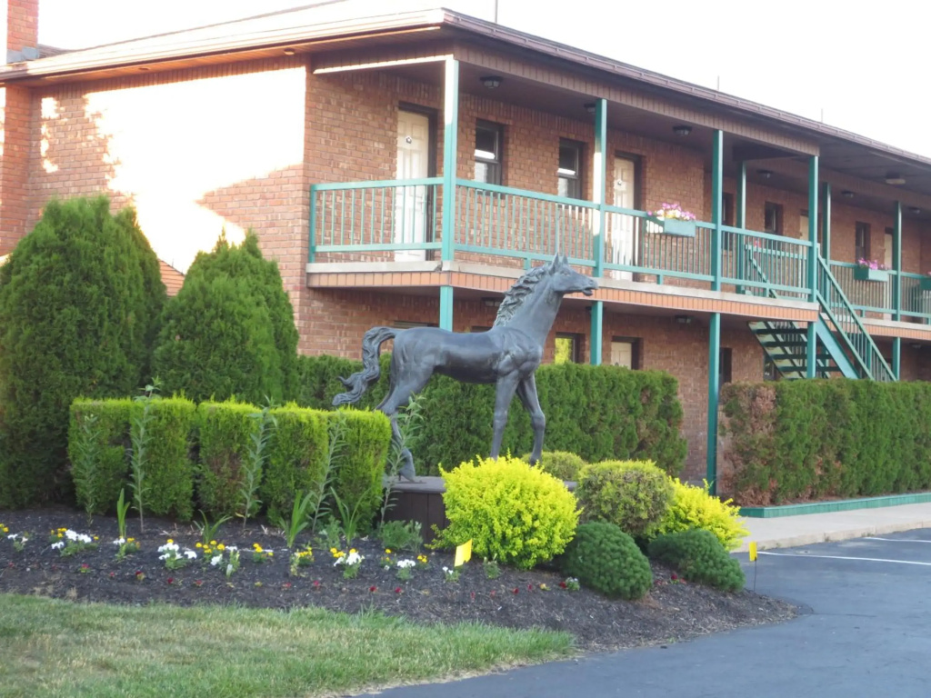 Roosevelt Inn and Suites Saratoga Springs - фото 21