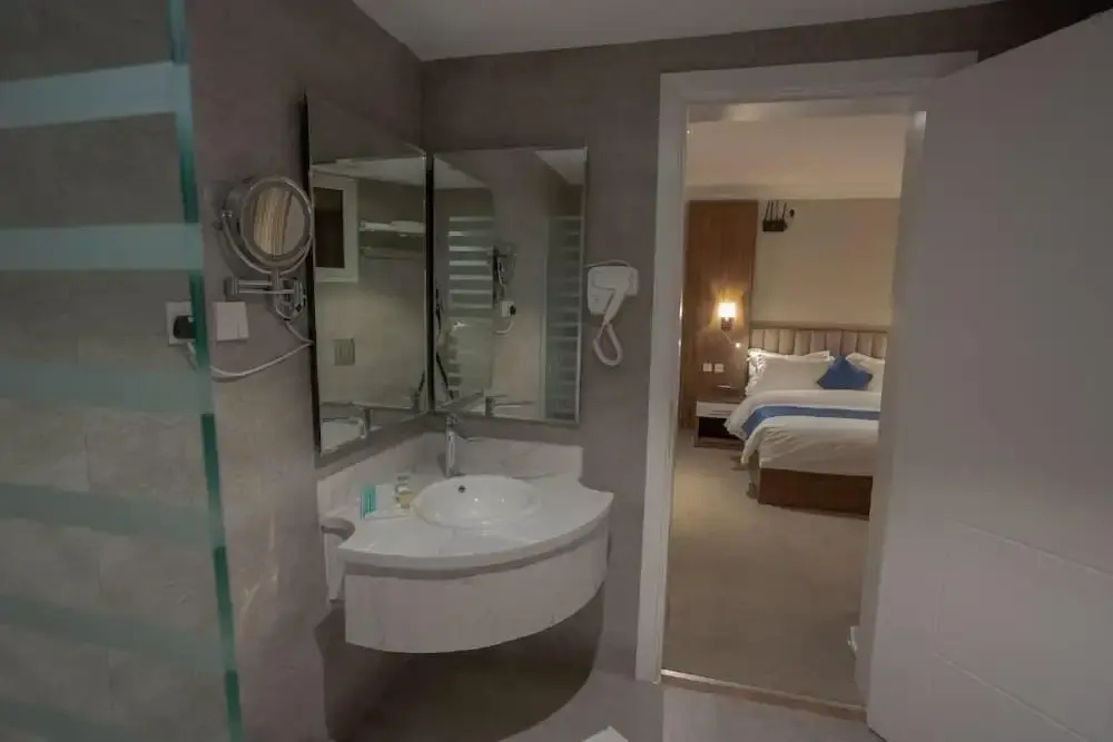 Hotel photo 11