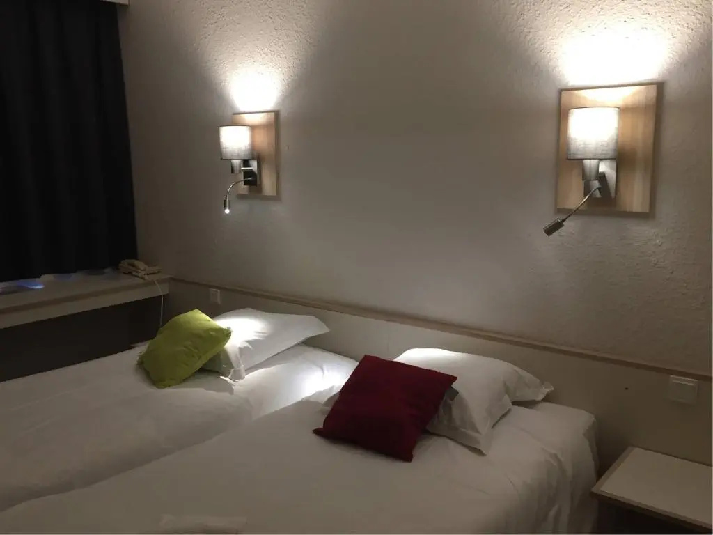 Voir la photo 2 — Hotel P'tit Dej-Hotel Les Archers