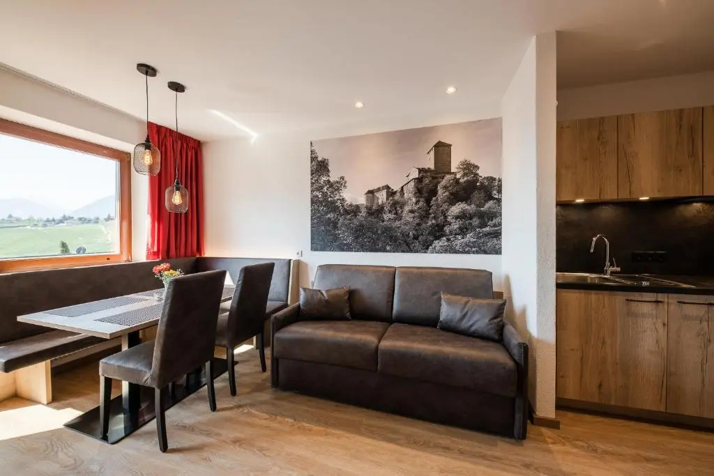 Apartment with balcony