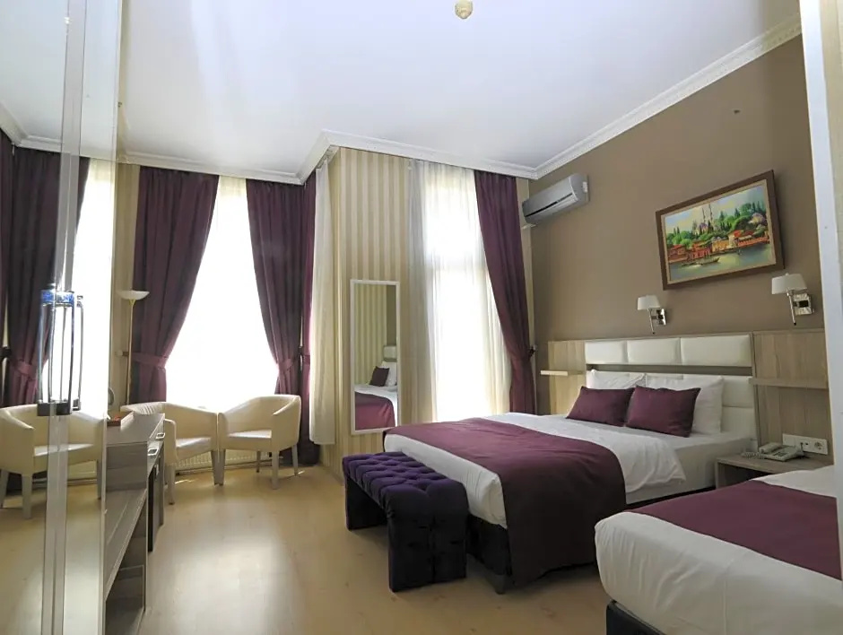 Deluxe Double room (full double bed)