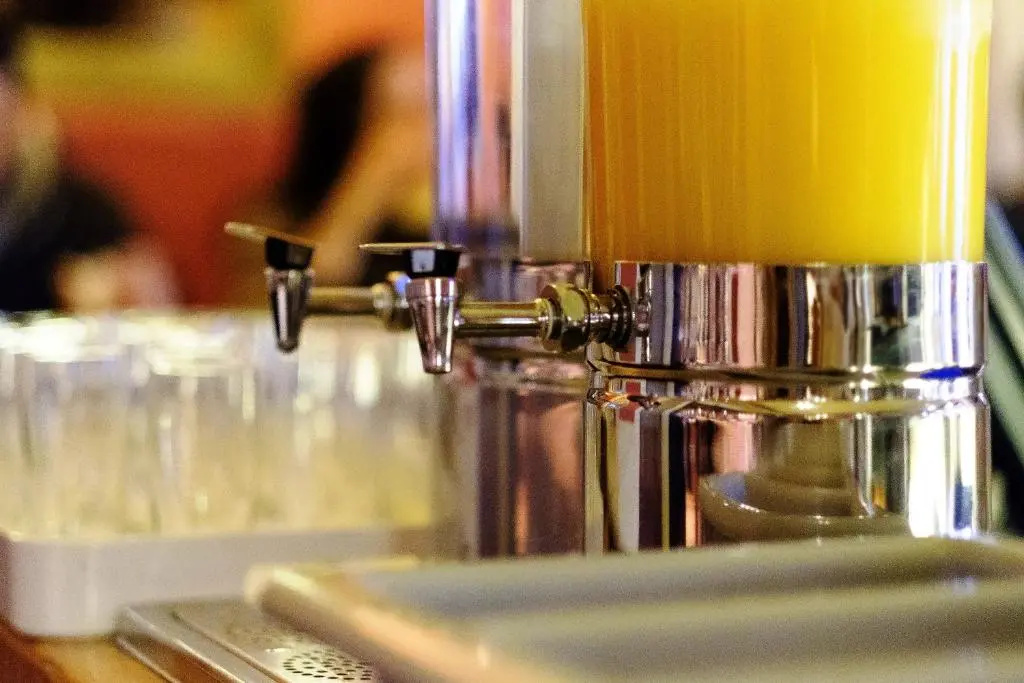 Food & Beverage