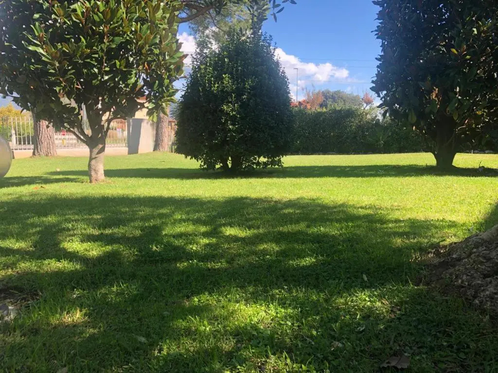 Villa Orsini - A Retreat in Pisa - Food and Relax