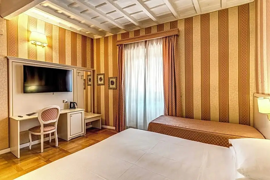 Relais Fontana di Trevi - Chambres
