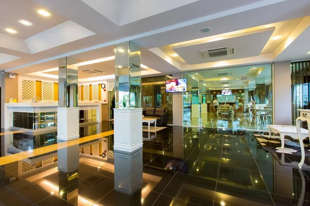 Hotel photo 11