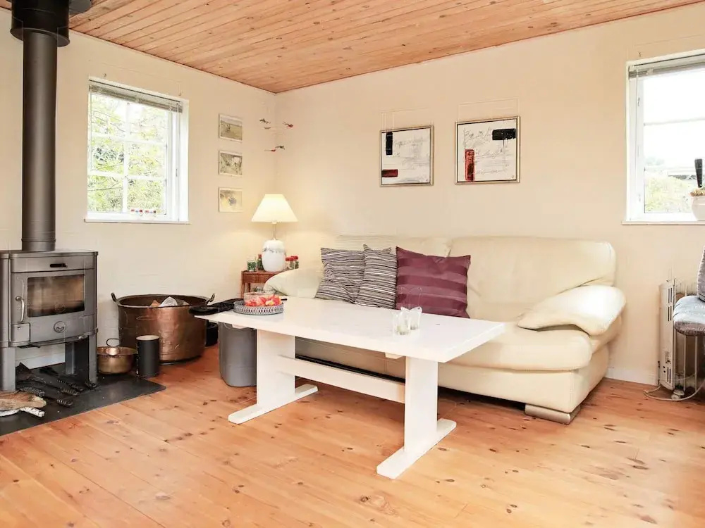 6 Person Holiday Home in Store Fuglede - фото 8