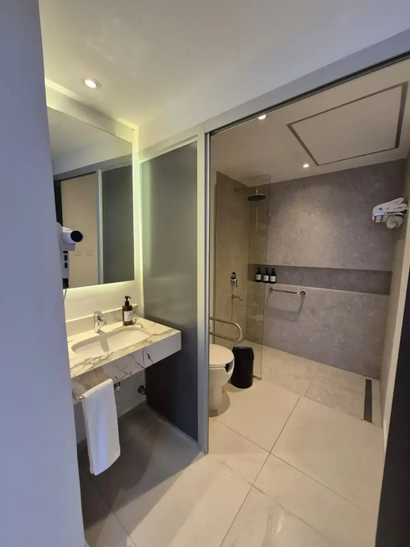 Triple Suite