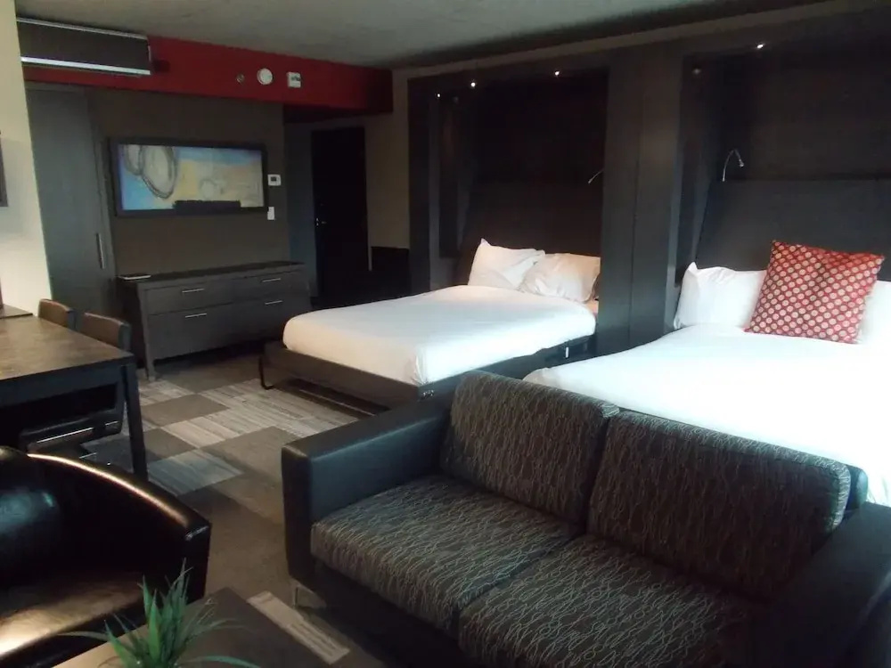 Grand Hotel Times Sherbrooke - Chambres