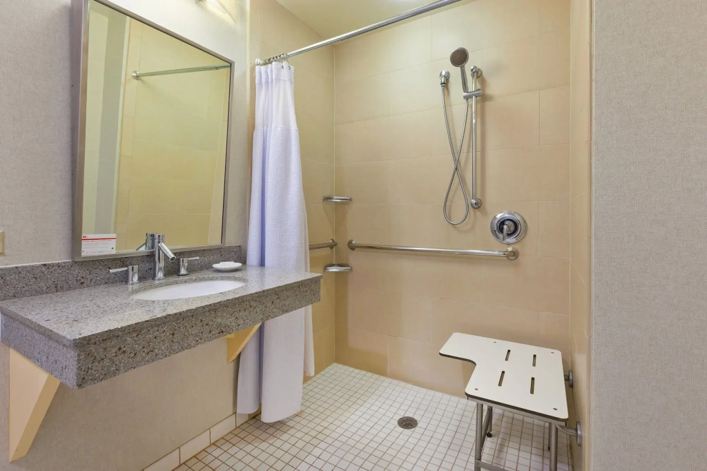 Crowne Plaza Columbus North- Worthington by IHG - Général