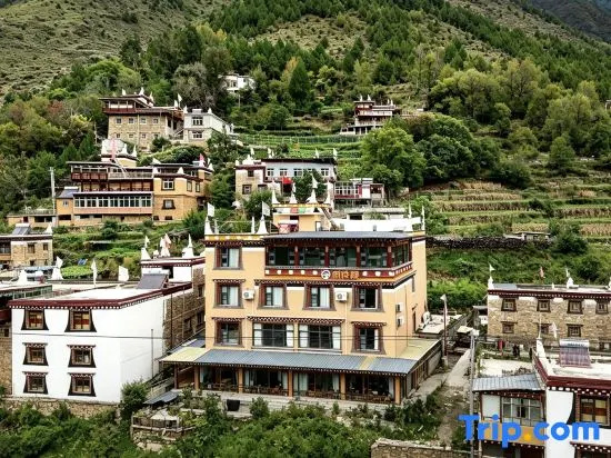 Bailingdiao Homestay in Danba