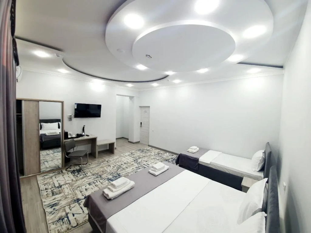 Standard Triple Family room with balcony