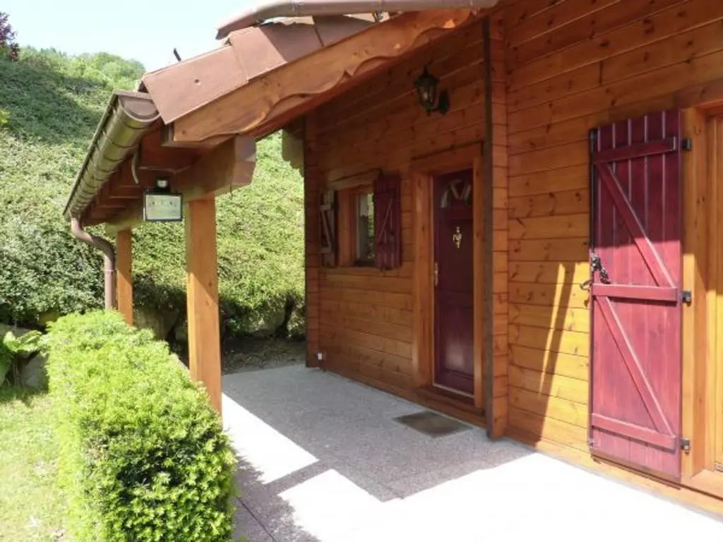 Chalet Le Menil, 5 Pièces, 5 Personnes - Fr-1-589-107