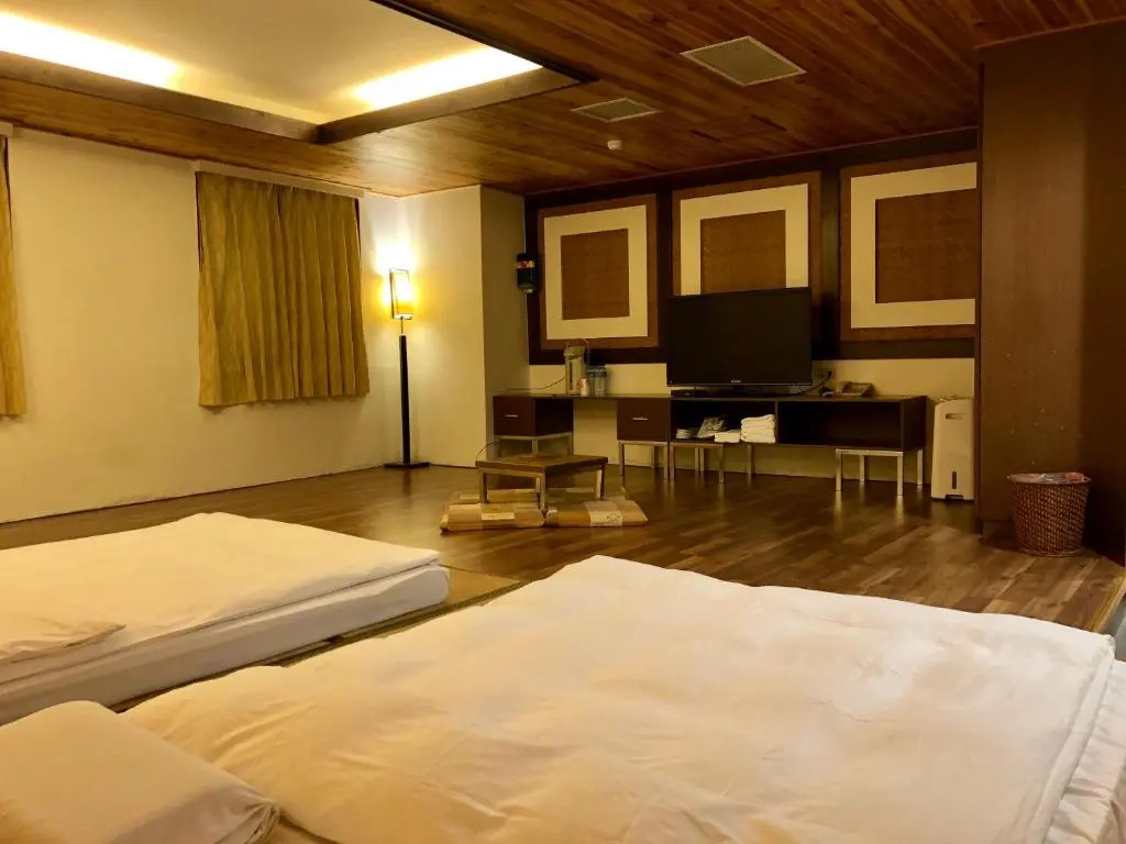 Fenchihu Hotel - Chambres