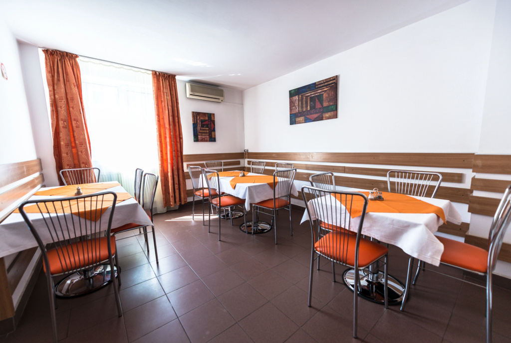 Hotel Est - Général