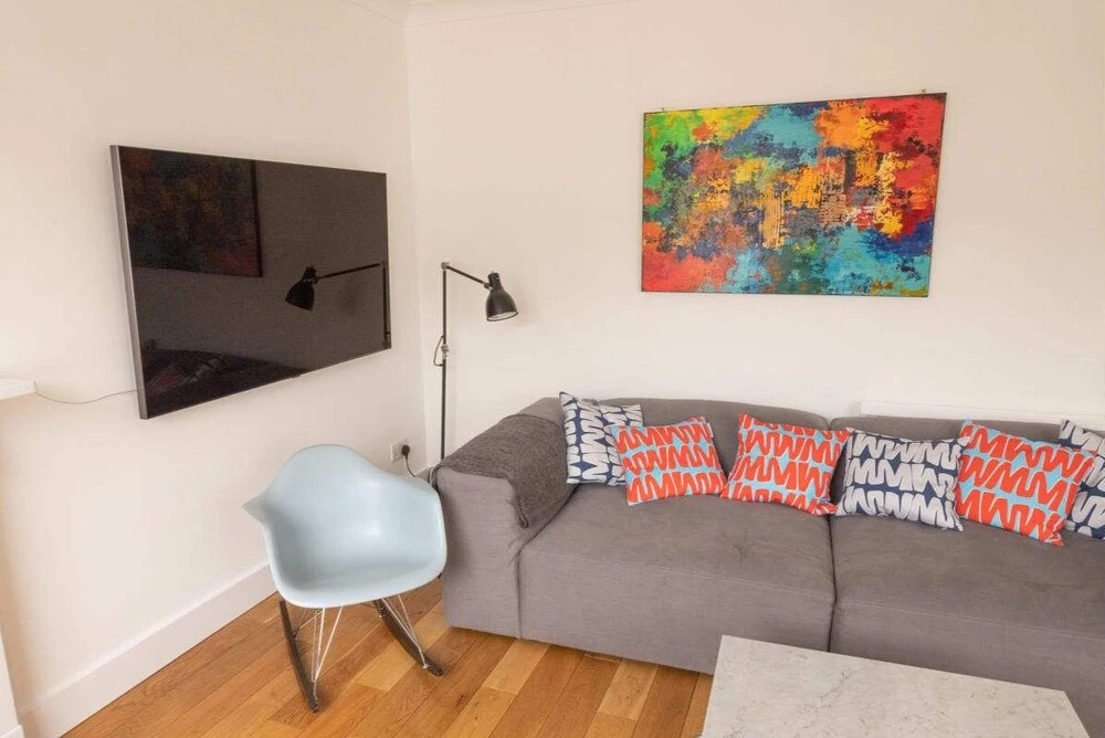 The Notting Hill Crib - Beckoning 2BDR Flat