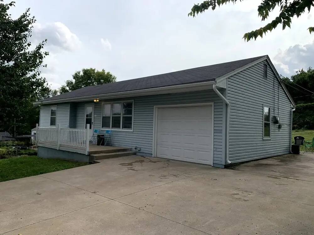 Spacious, Cozy 2 bed Home Near the Stadiums!