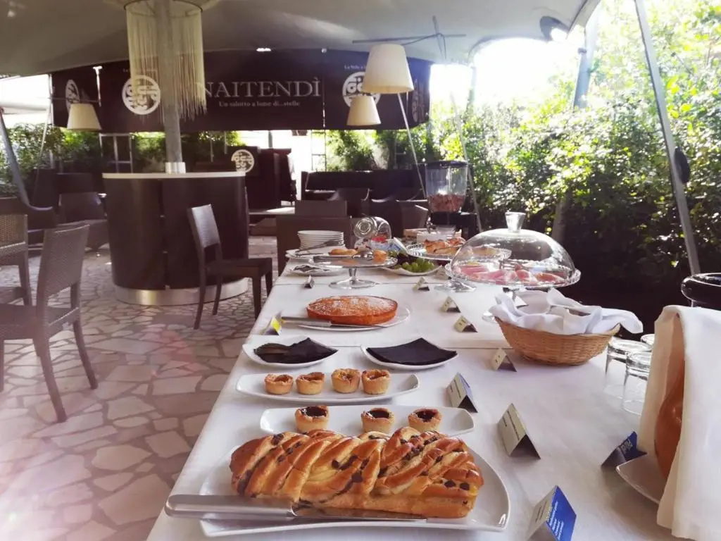 Hotel Naitendi - Chambres