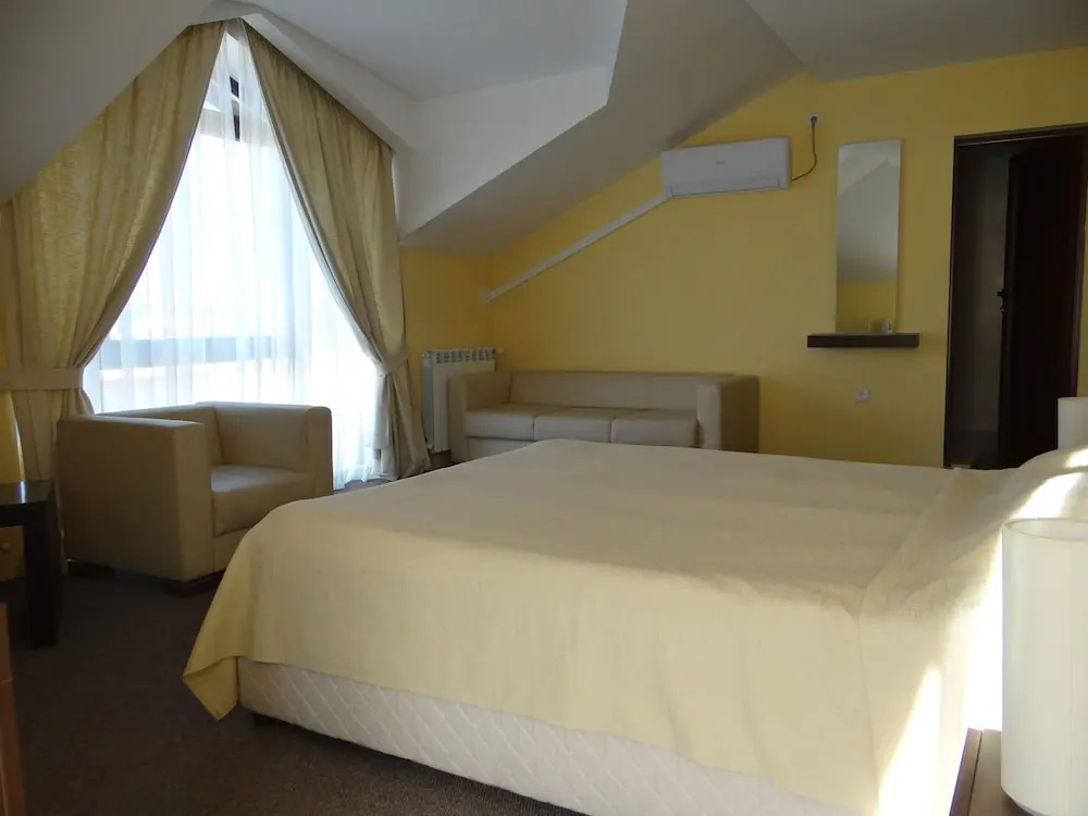 Luxury Quadruple room