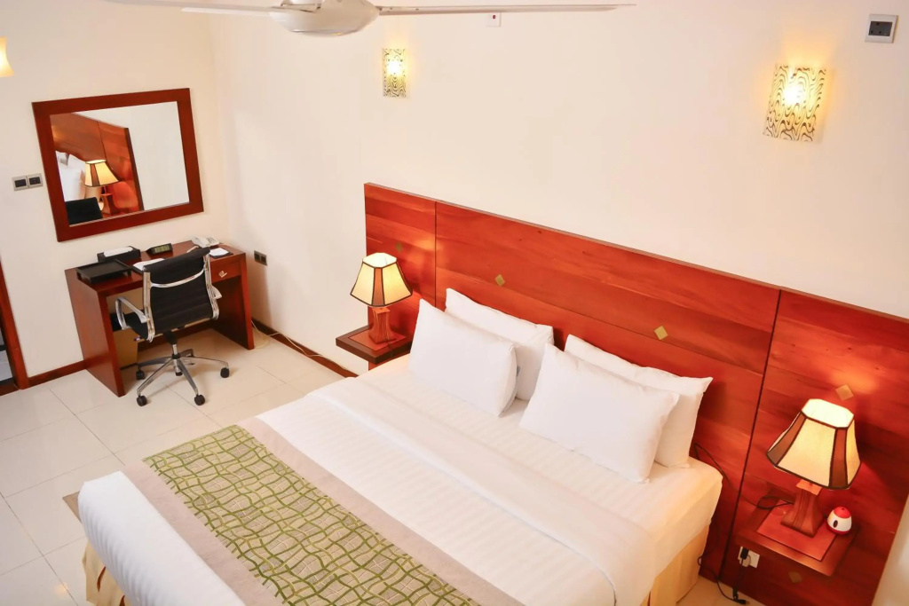Unique Towers Luxury Boutique Suites — фото