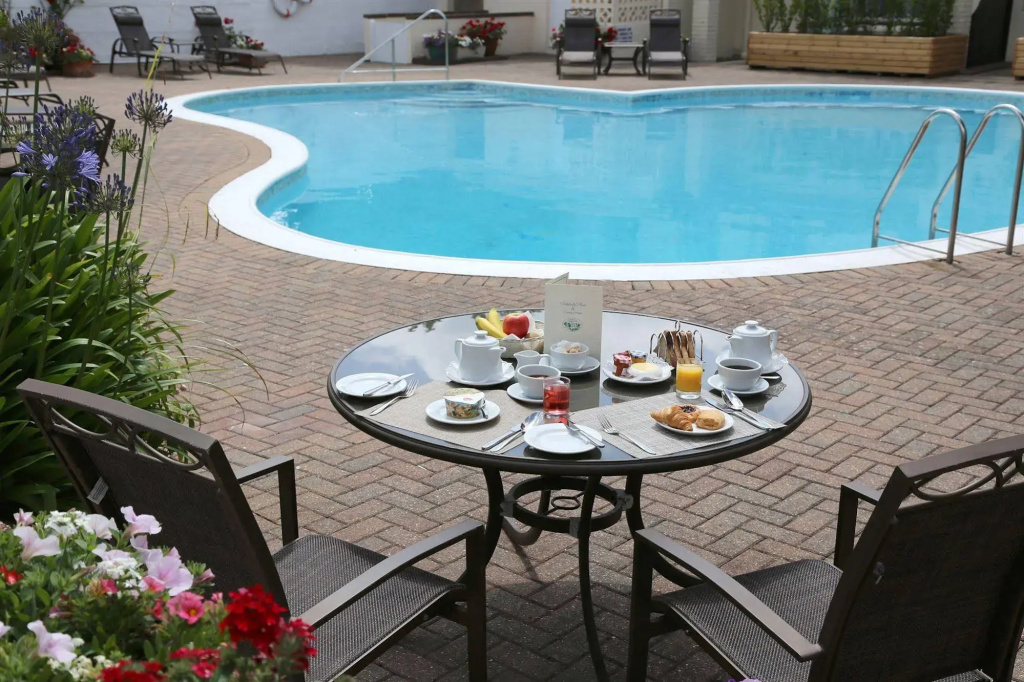 Hotel photo 12