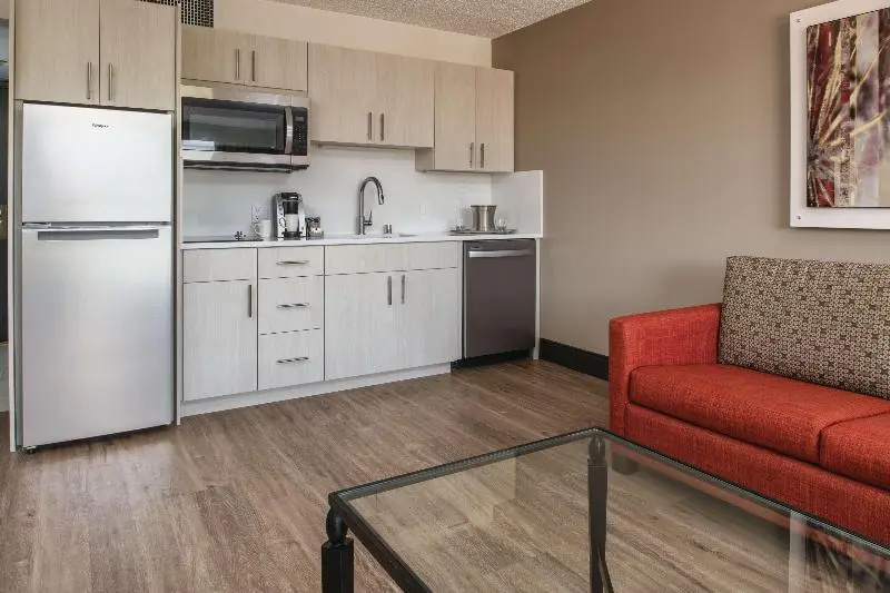 1 Bedroom Double Suite with balcony (full double bed)